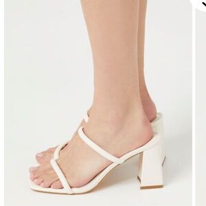 NWT Forever 21 Dual Strap Square-Toe Heels